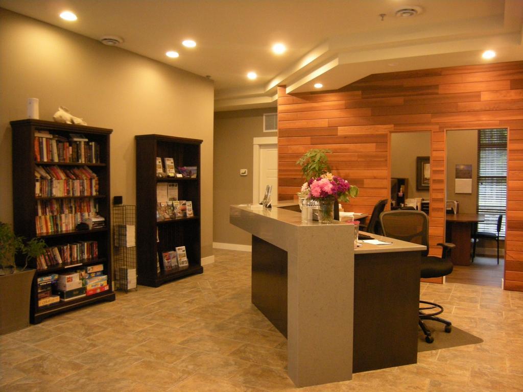 Oceanside Village Resort Parksville Bagian luar foto